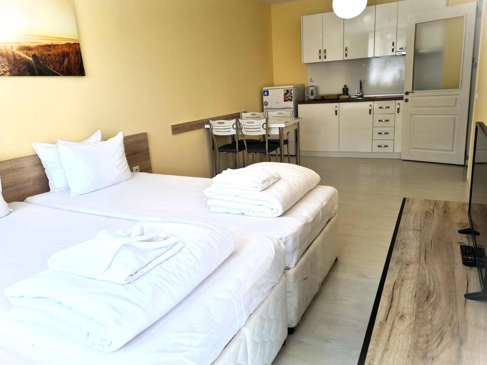 Apartments Stamopolu Lux With Pool View Πριμόρσκο Εξωτερικό φωτογραφία